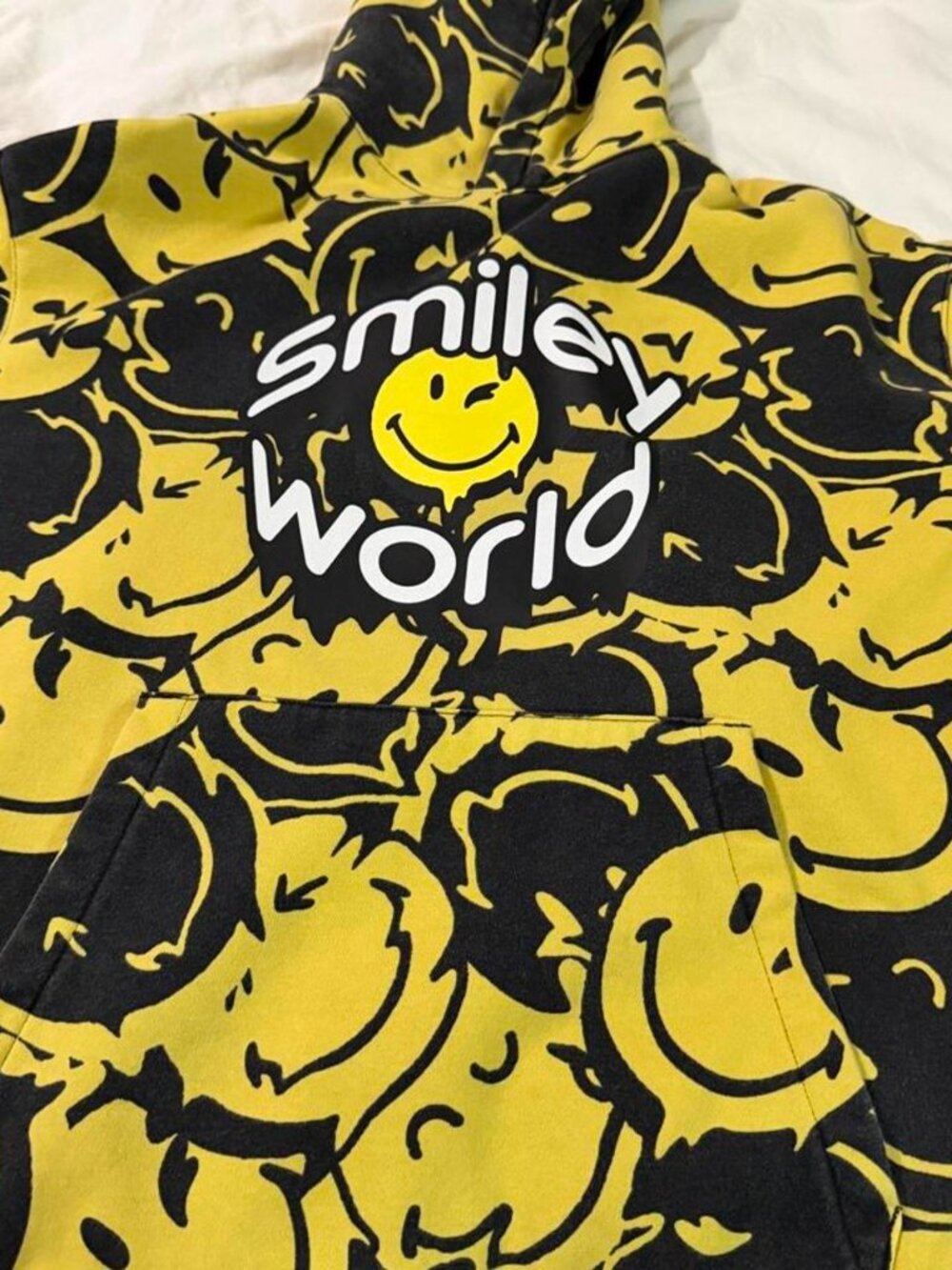 H&M SmileyWorld All-Over Print Hoodie Yellow Black Youth 20 fits Adult S